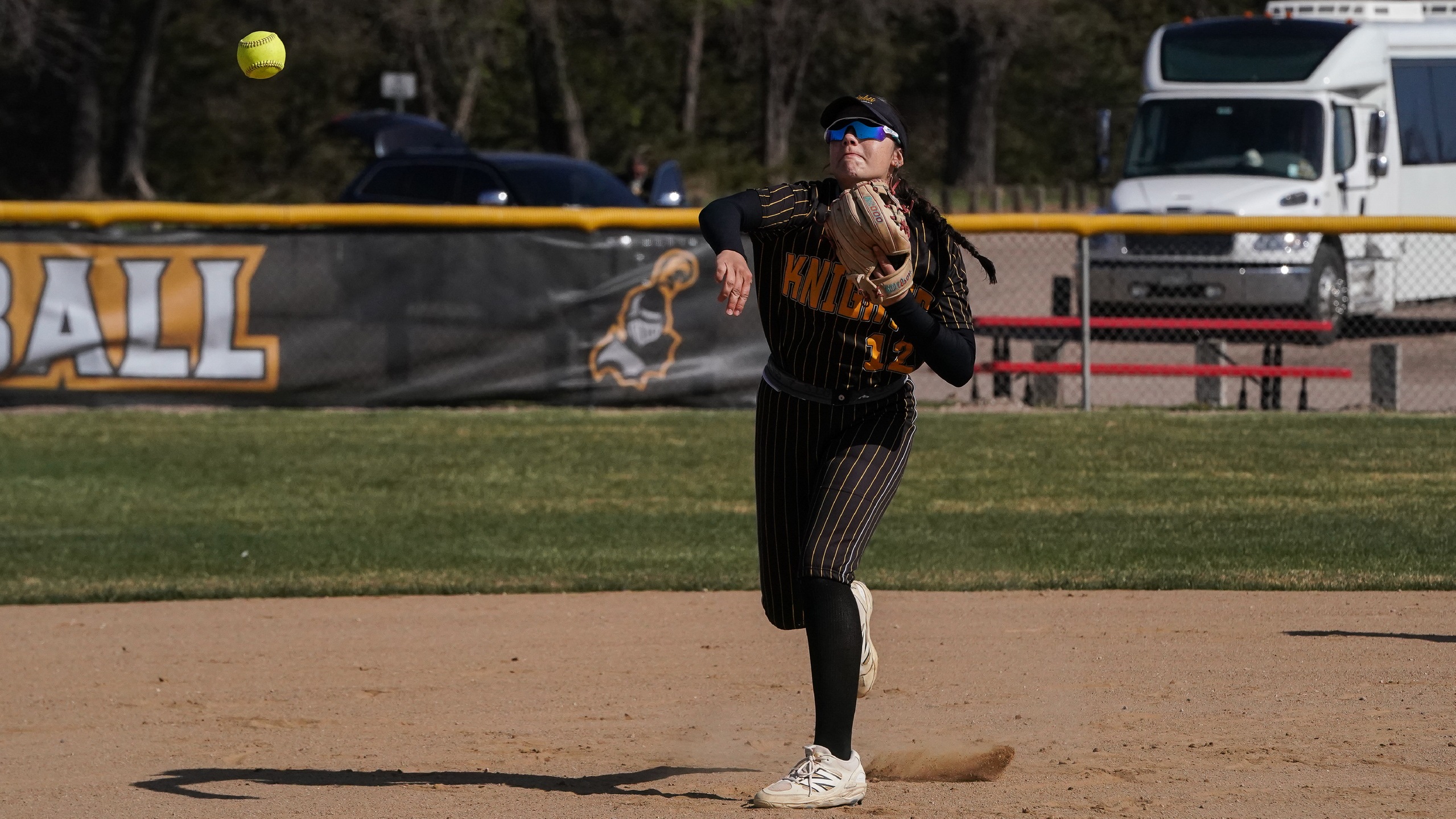 Knights split doubleheader against Broncos