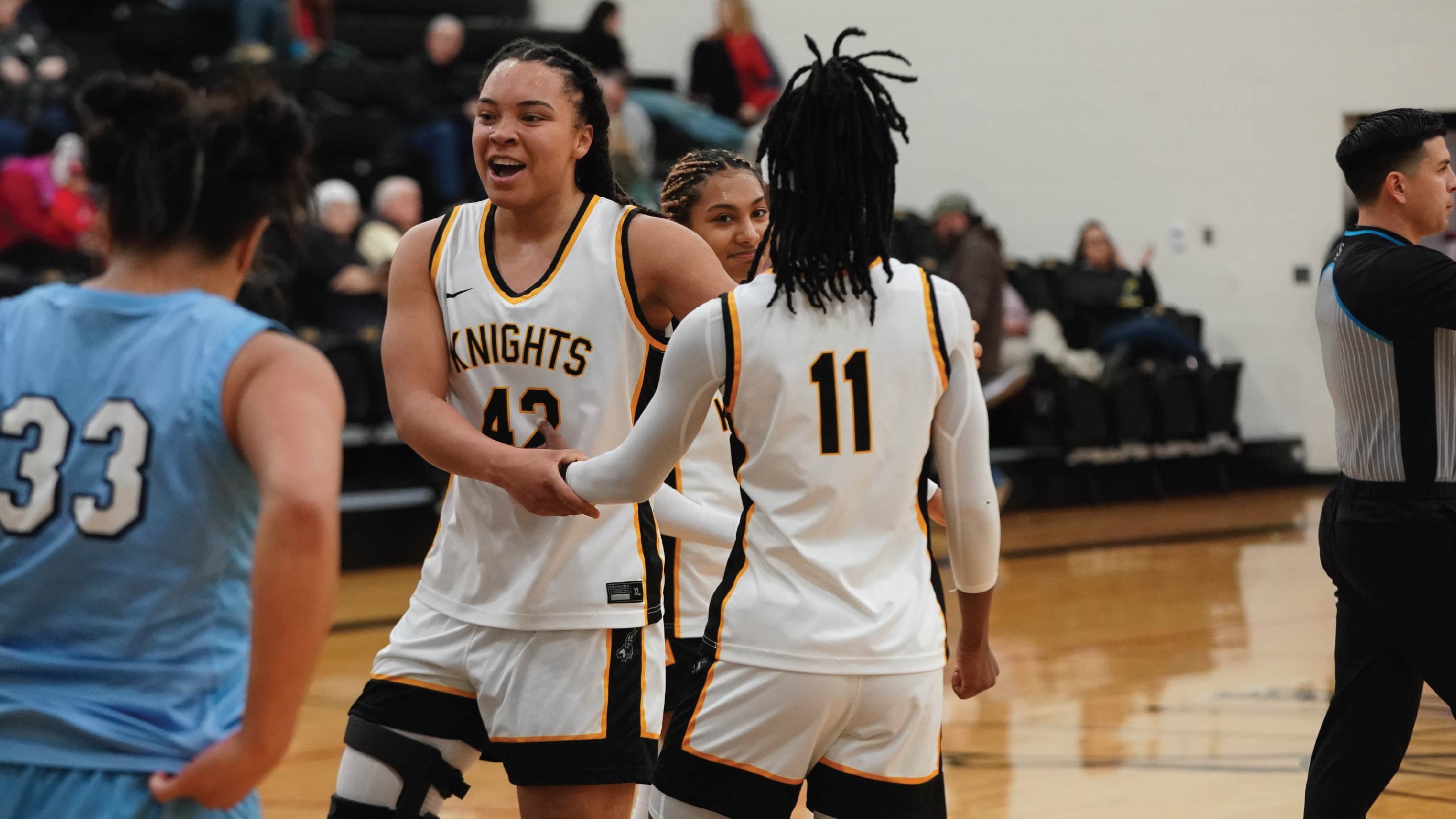 Knights fall in final seconds to Otero