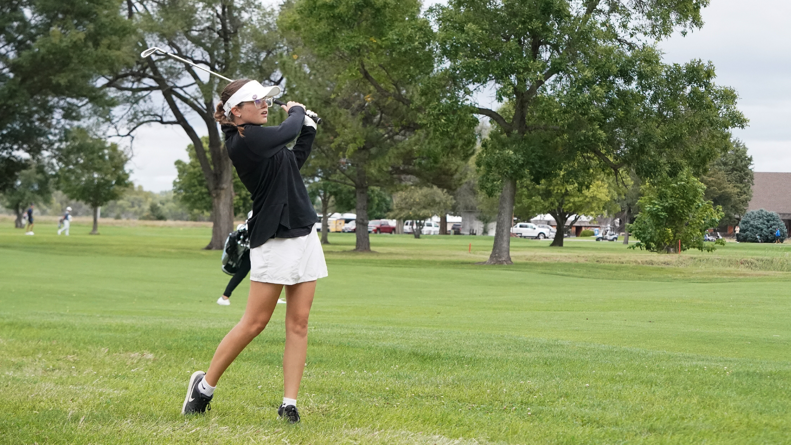 Women finish second at home tournament