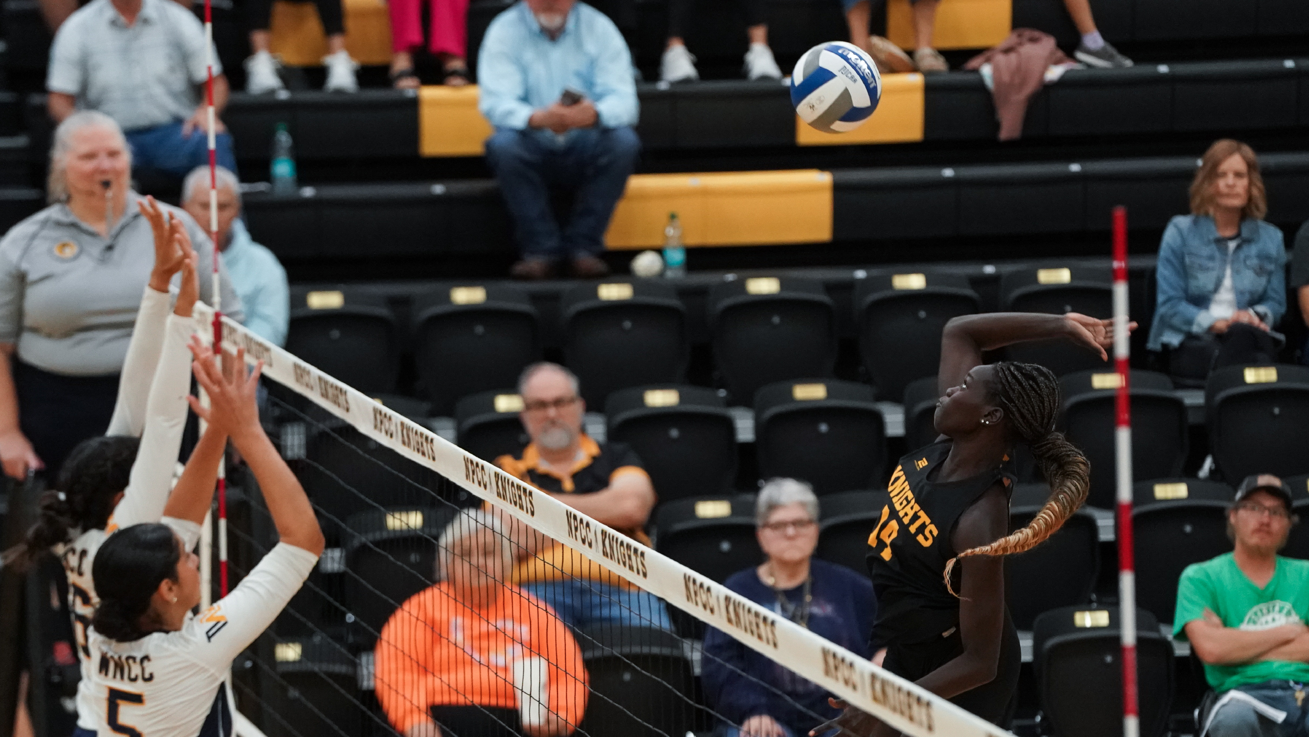 Knights fall to Cougars in five sets